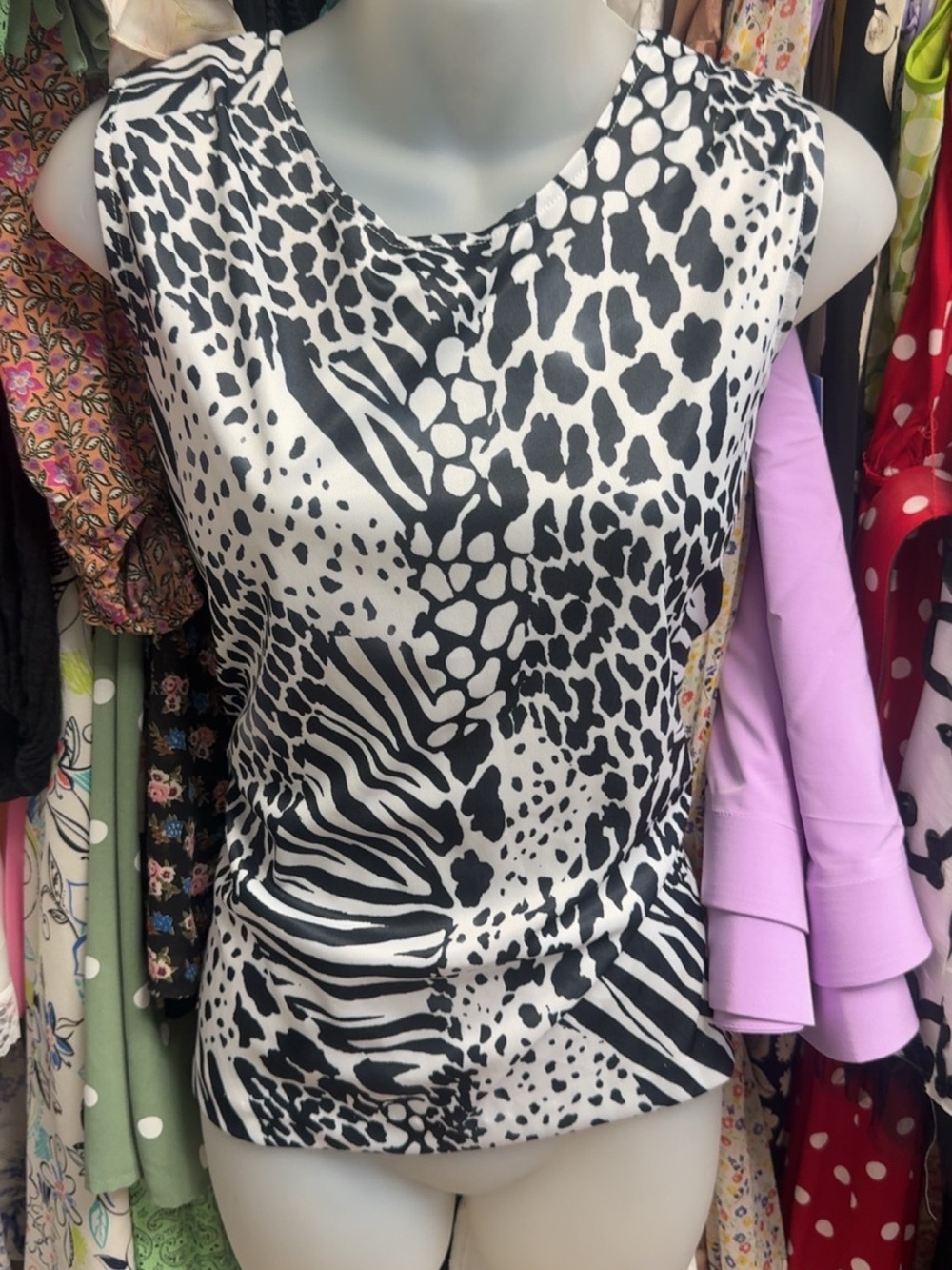 Vintage Salon Studio by Havana’s Sleeveless Black & White Animal Print Top